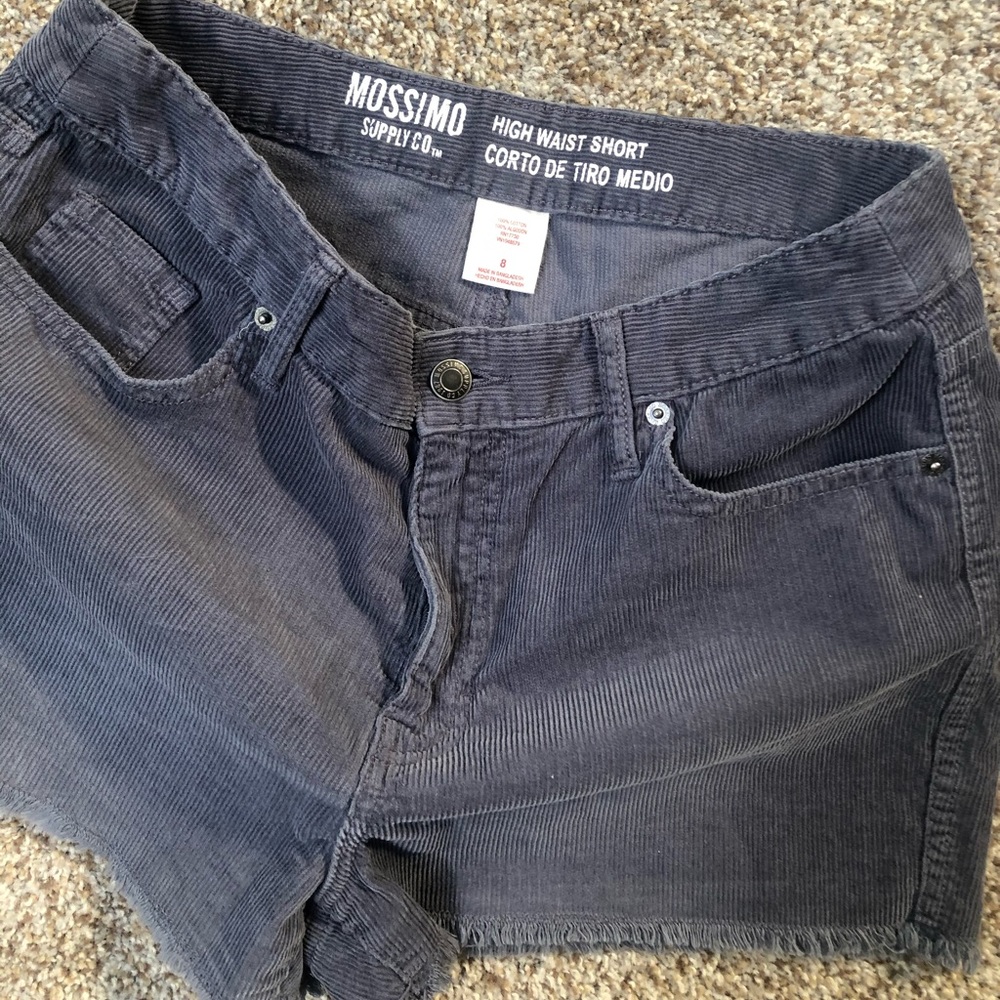 Mossimo shorts - Picture 2 of 3